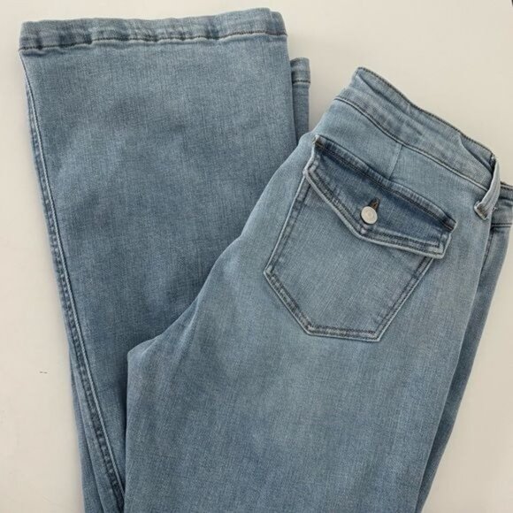 Fashion Nova Denim - Y2K Flare Jeans 13 High Waist Fading Distressed Rip Festival Streetwear Grunge